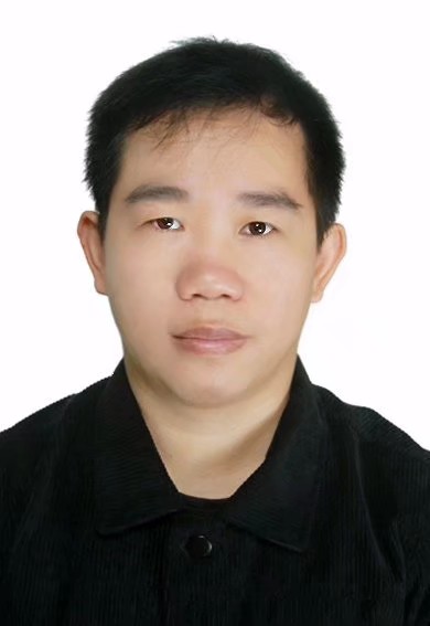 彭远雄头像