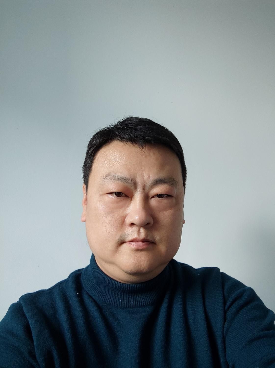 申利锋头像