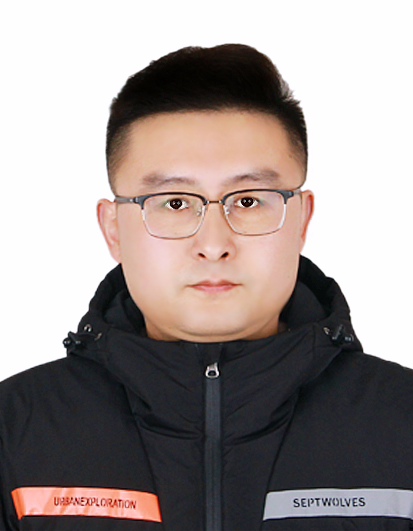 李倪头像