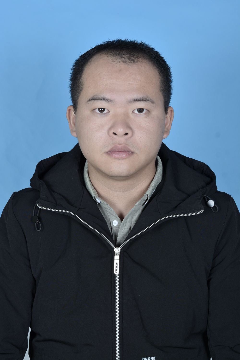 黄书良头像