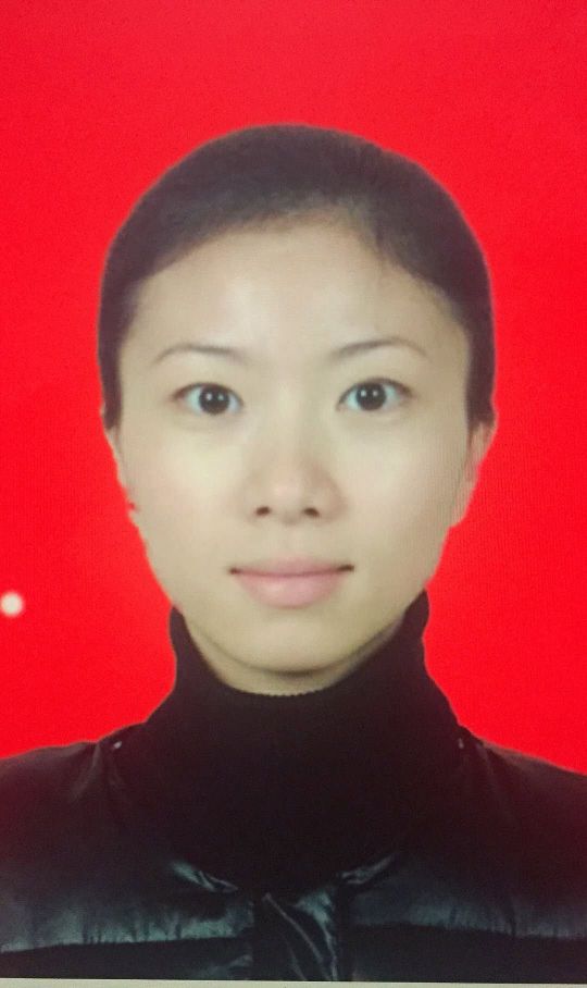 陈英头像