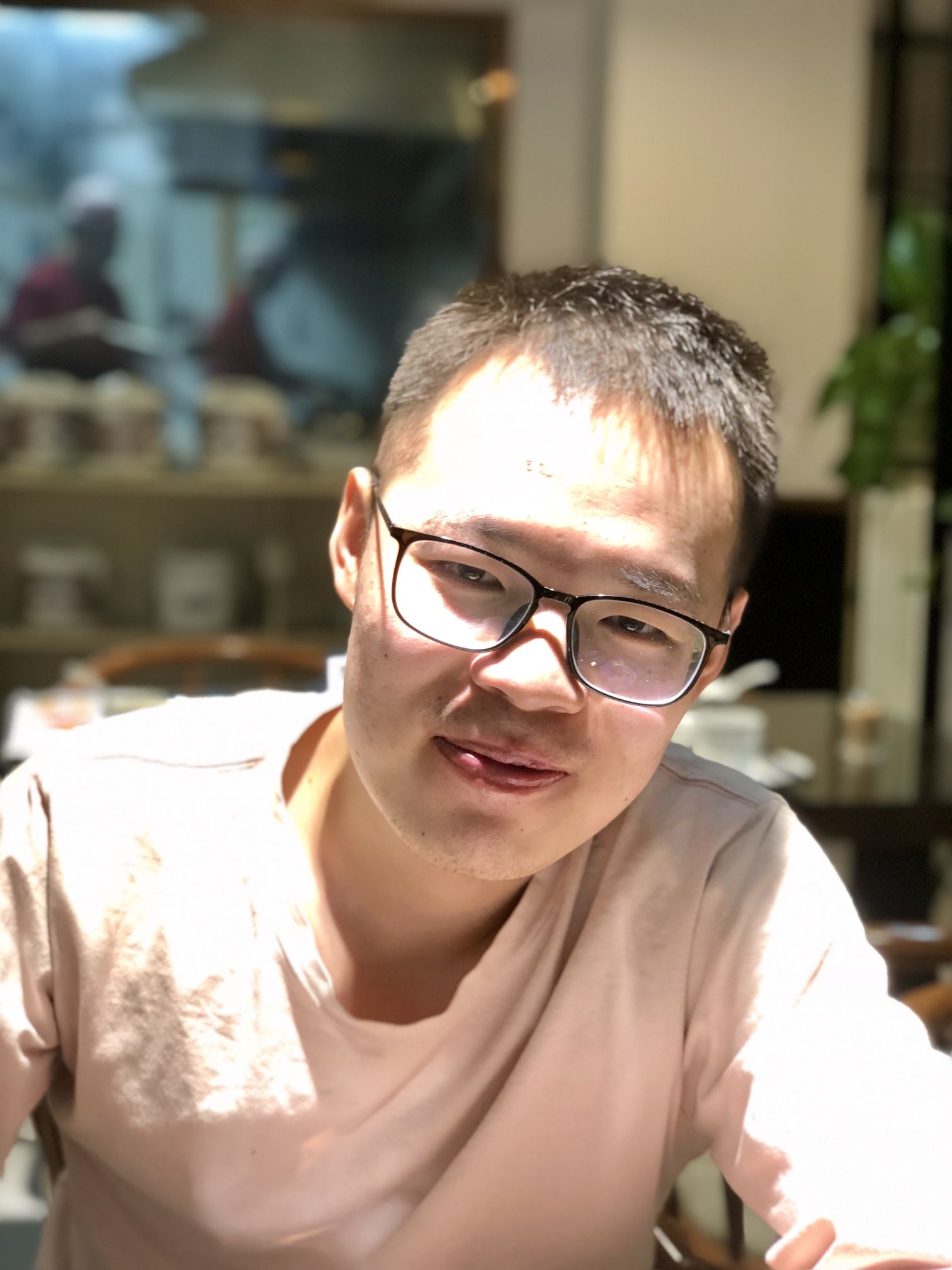 张猛头像