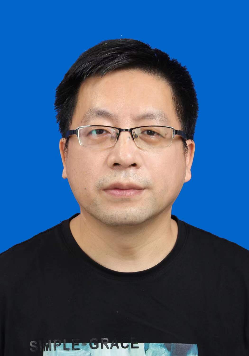 苏支政头像
