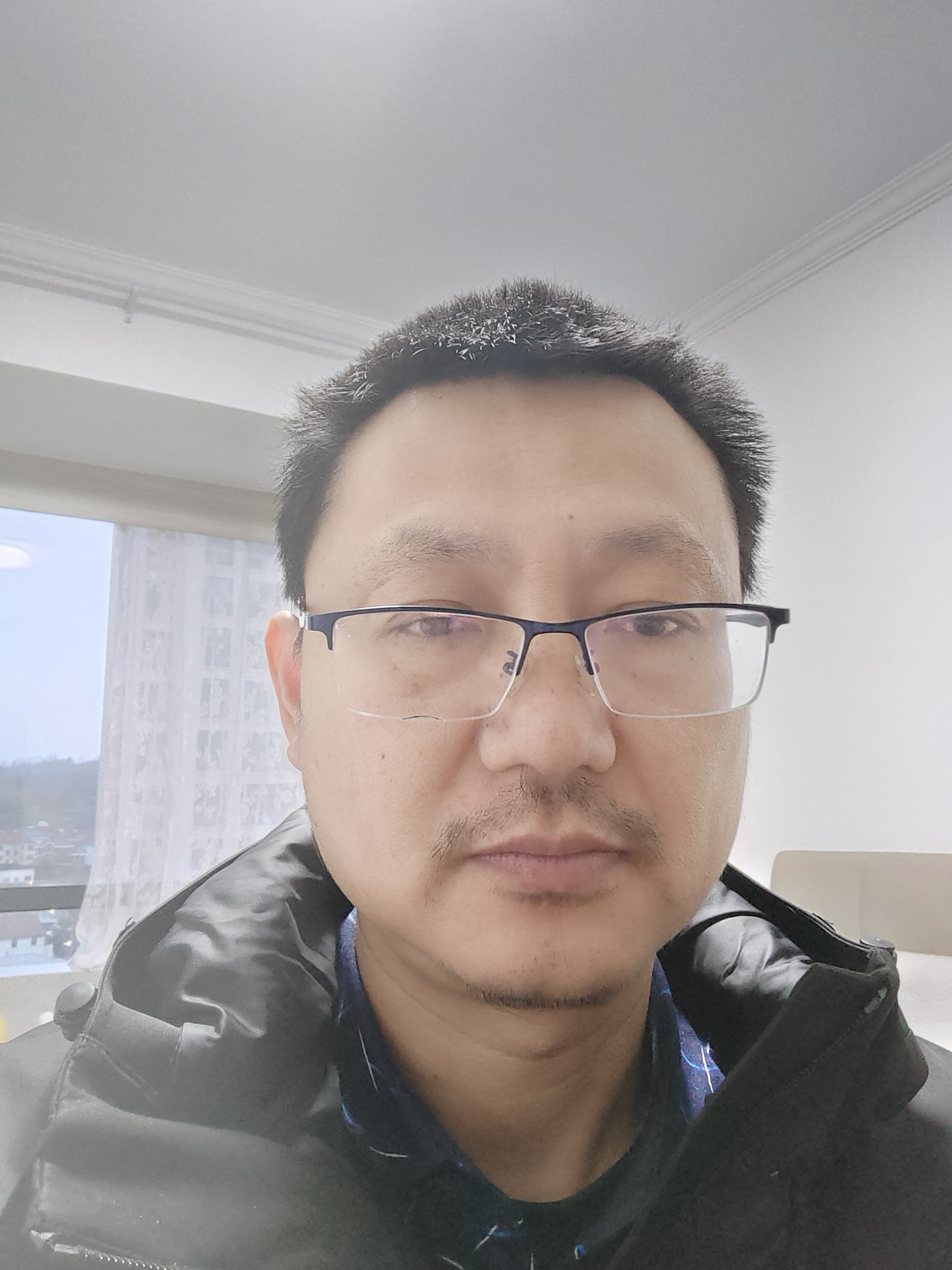 王思恩头像