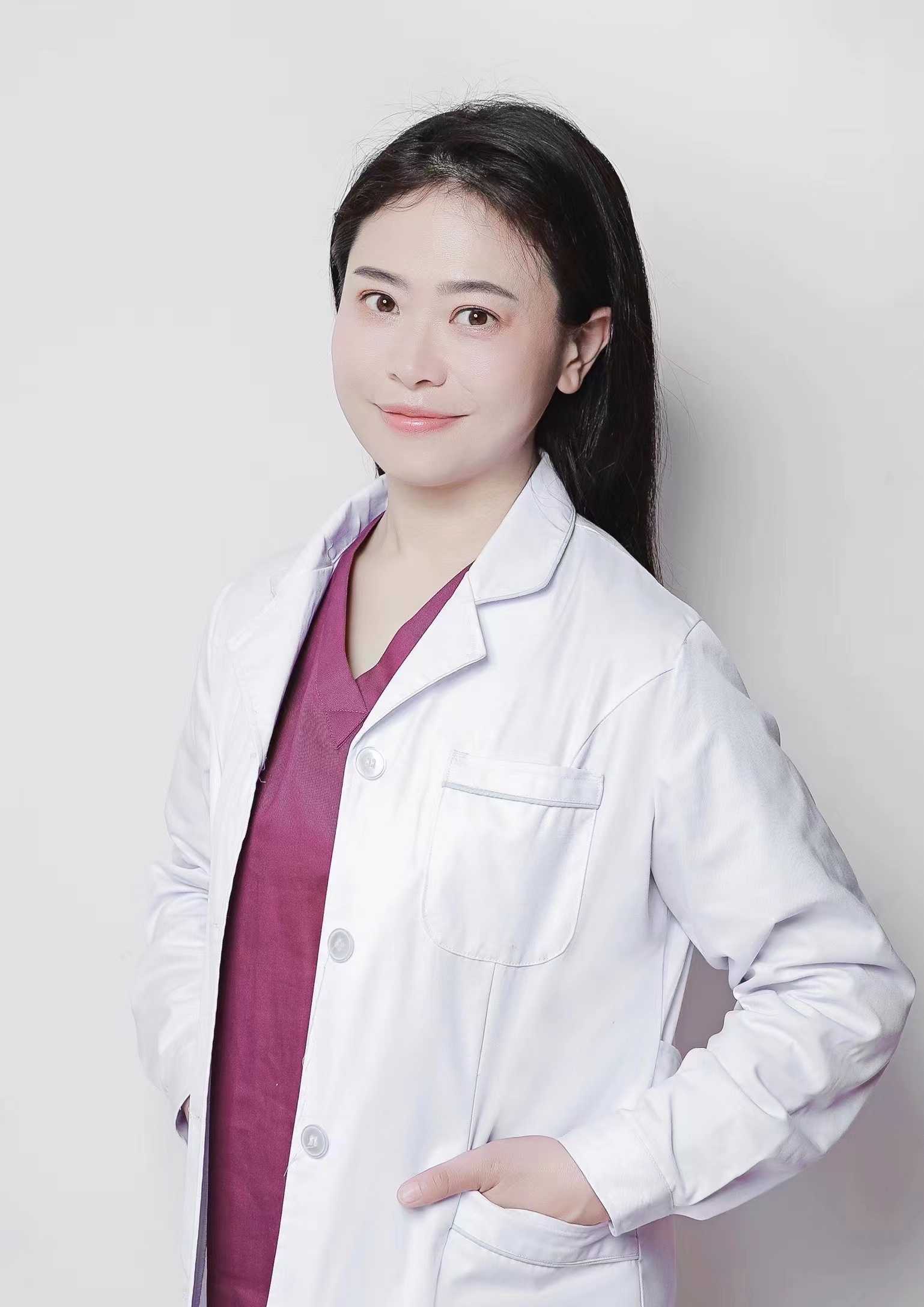 孔亚楠头像