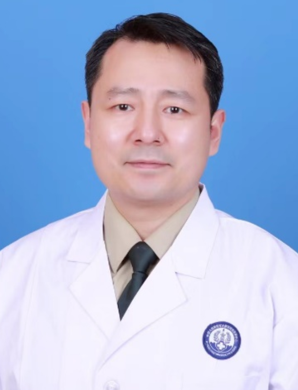 吕伟头像