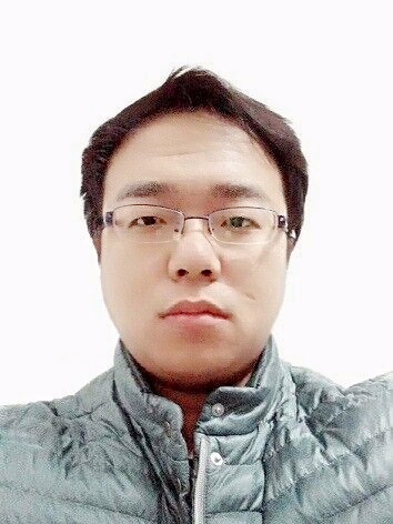 张壮志头像