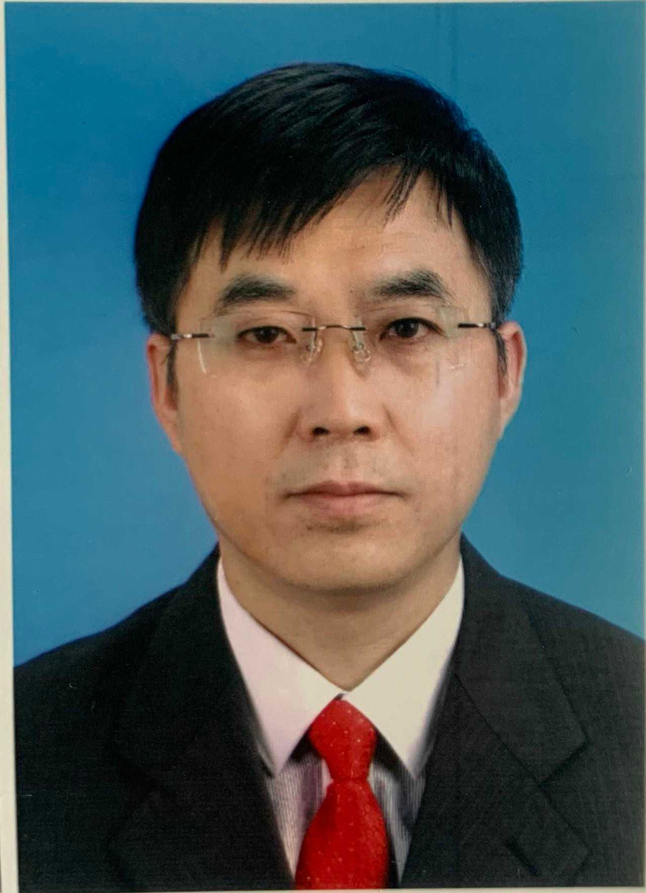  吴胜广头像