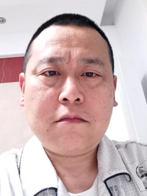 梅钢头像