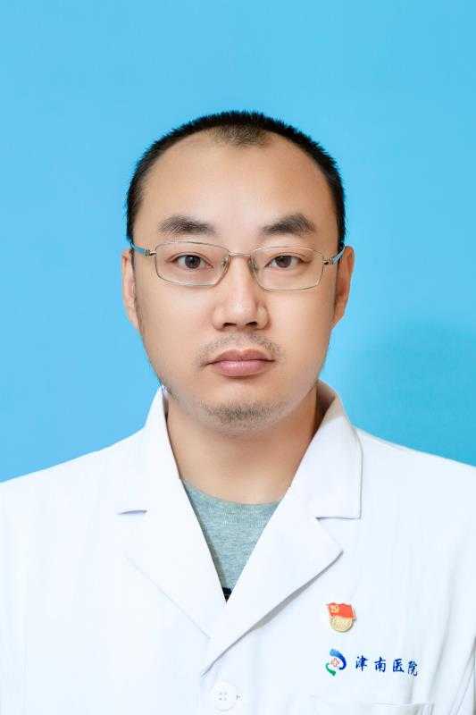 戚峰头像
