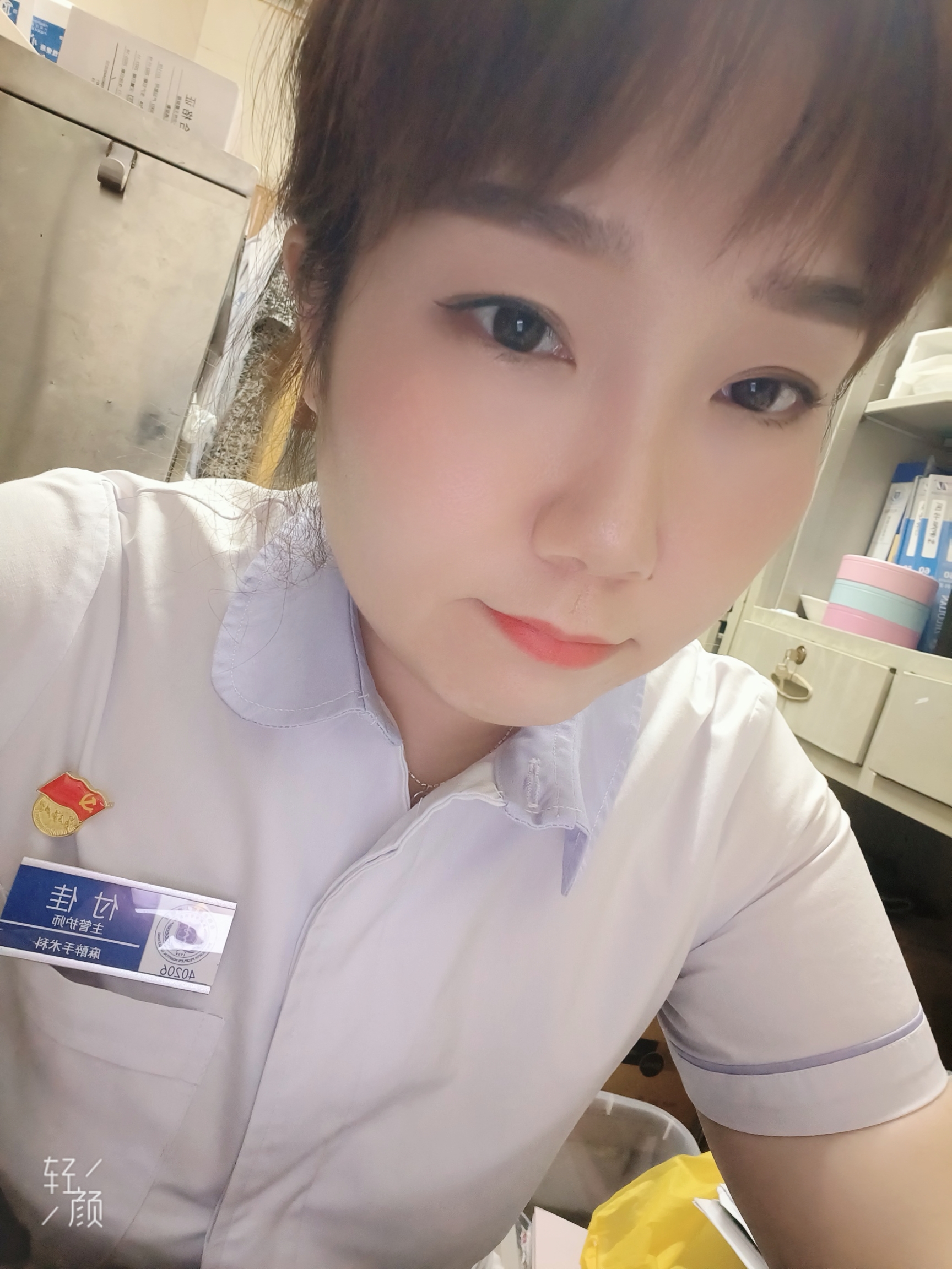 付佳头像