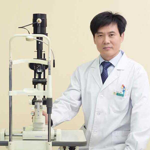 杨立东头像