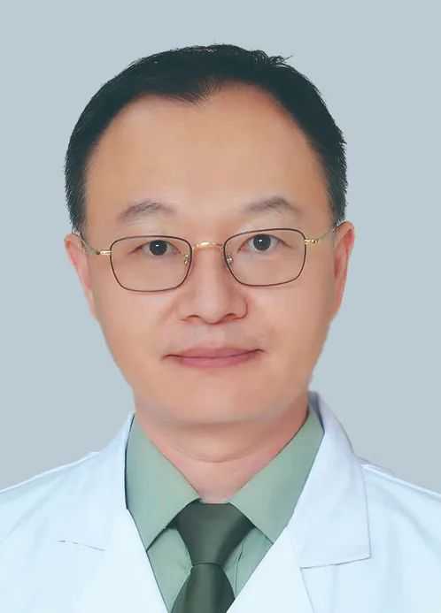 张琰冰头像