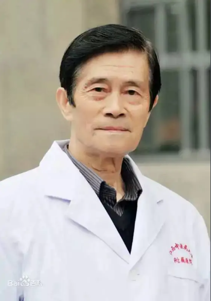 皮持衡头像