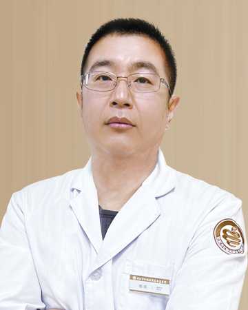 初侃头像