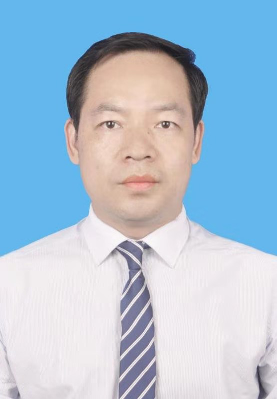 张小安头像