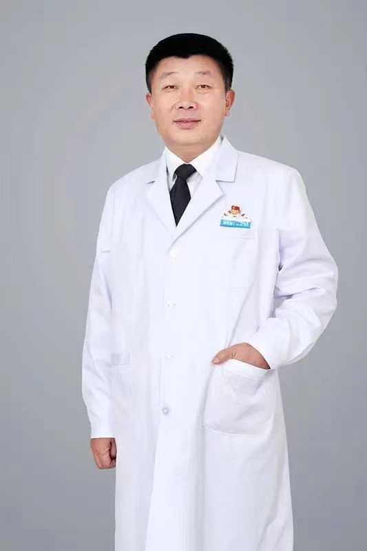 彭龙颜 头像