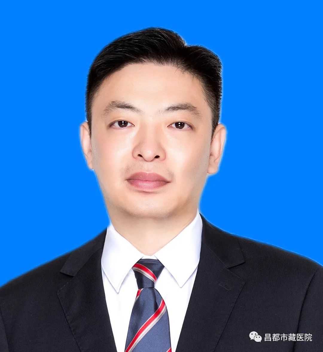 郑向前头像