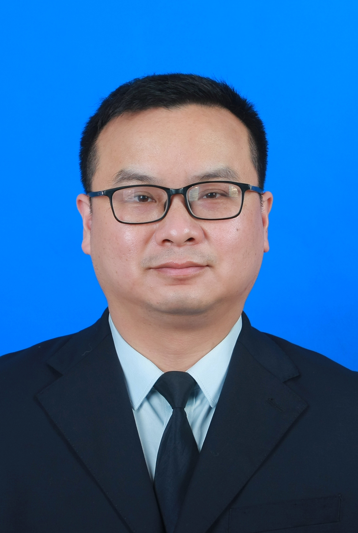 屈云剑头像
