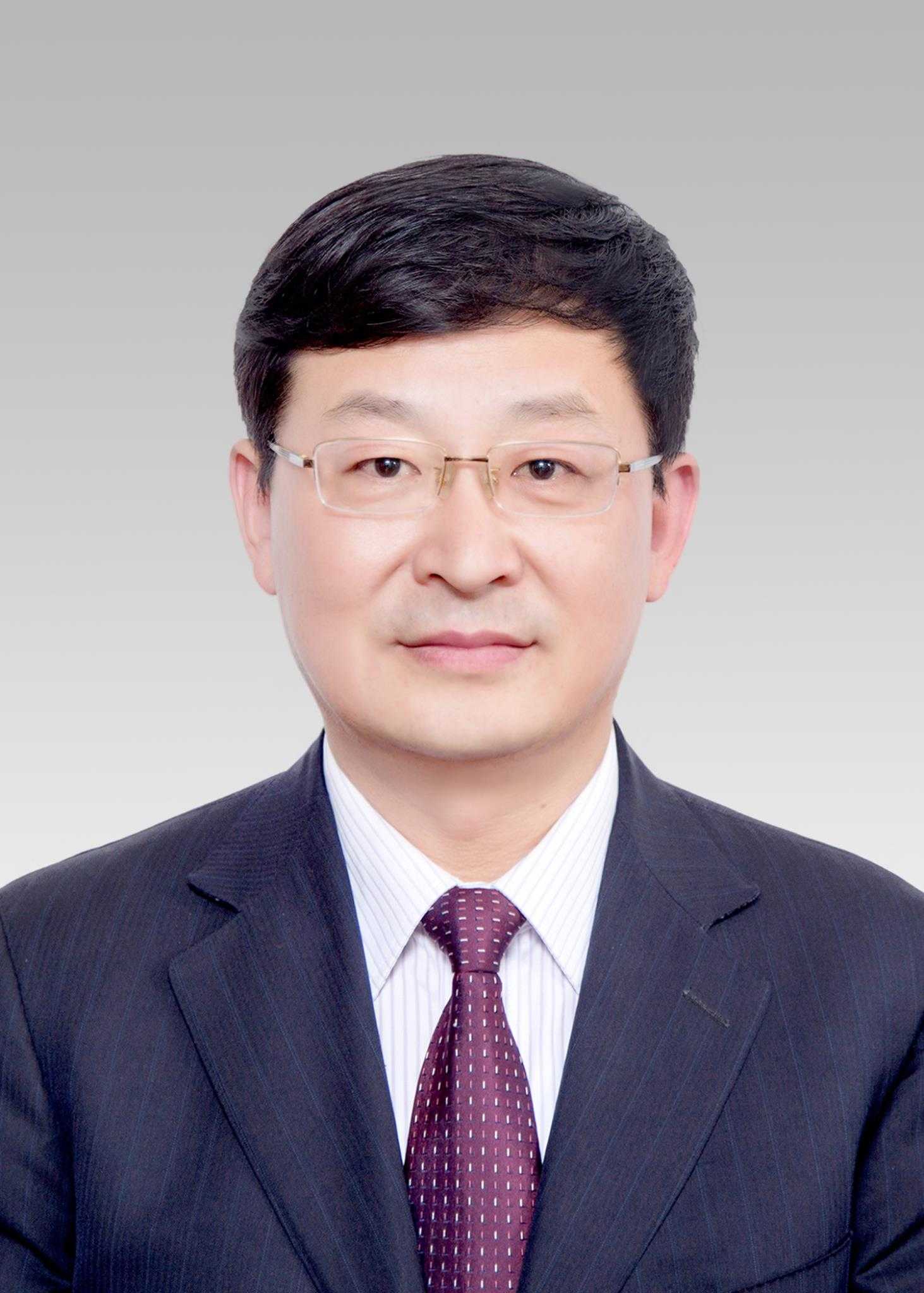 刘新义头像