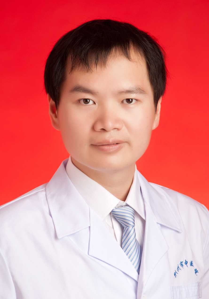 李层头像
