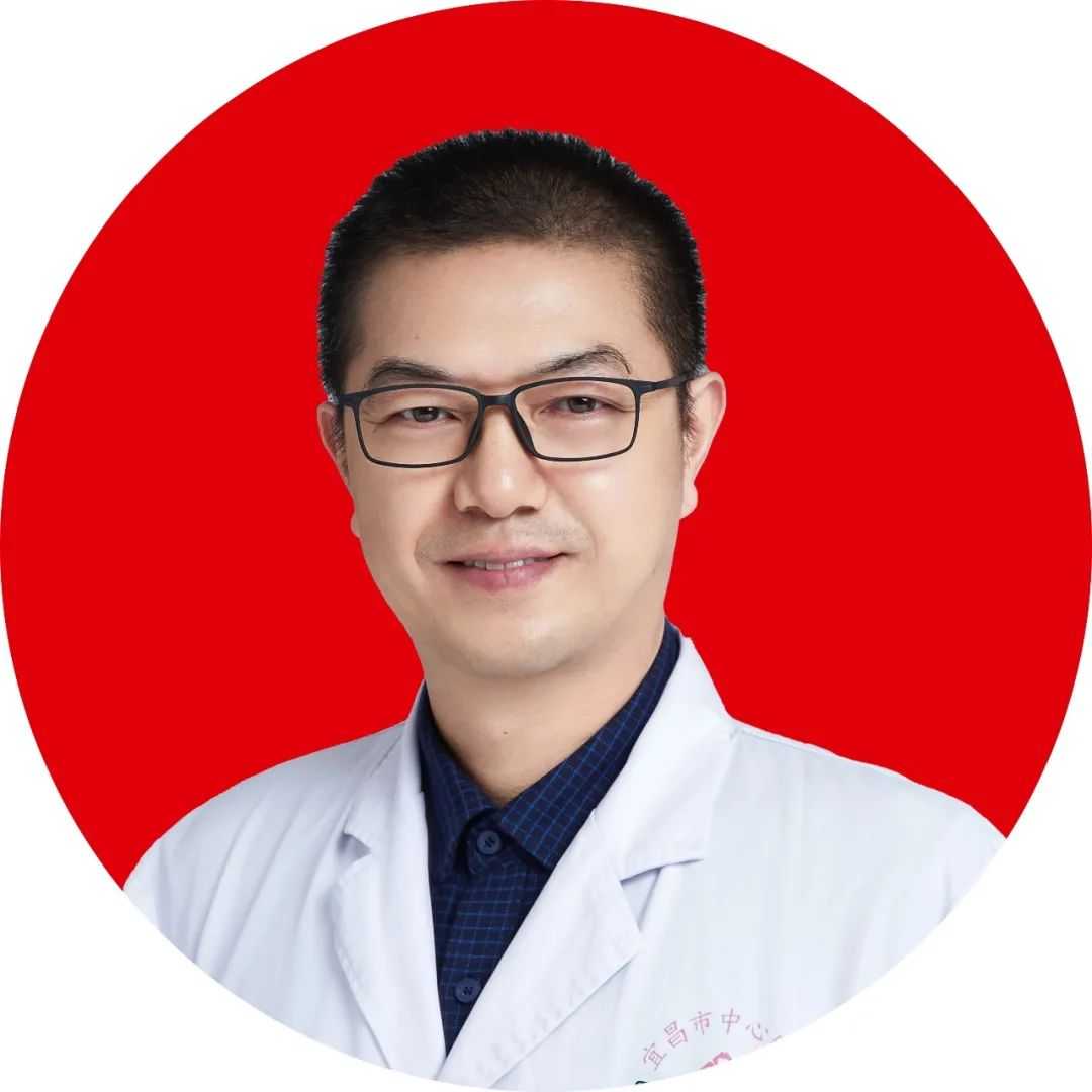  向光明头像