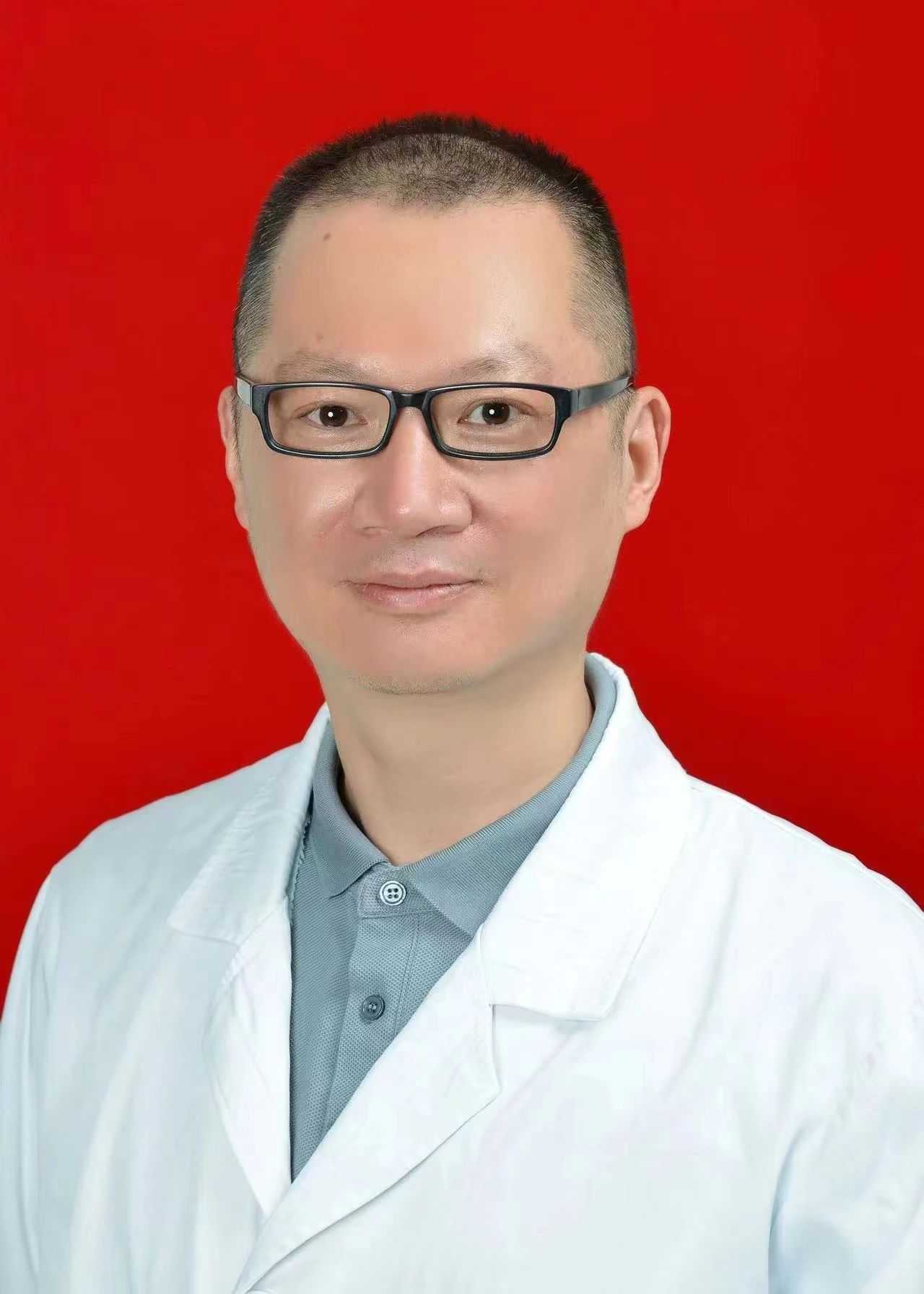 姜 玉 龙头像