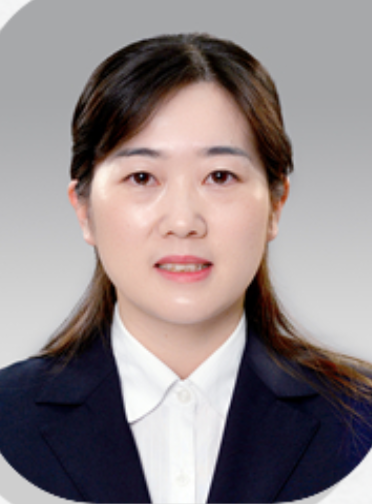 张婧头像