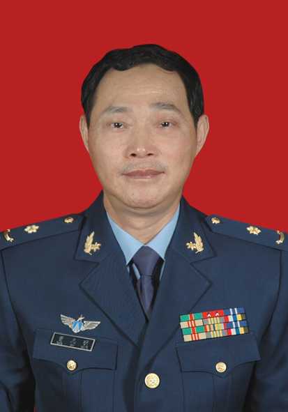 曹志明头像
