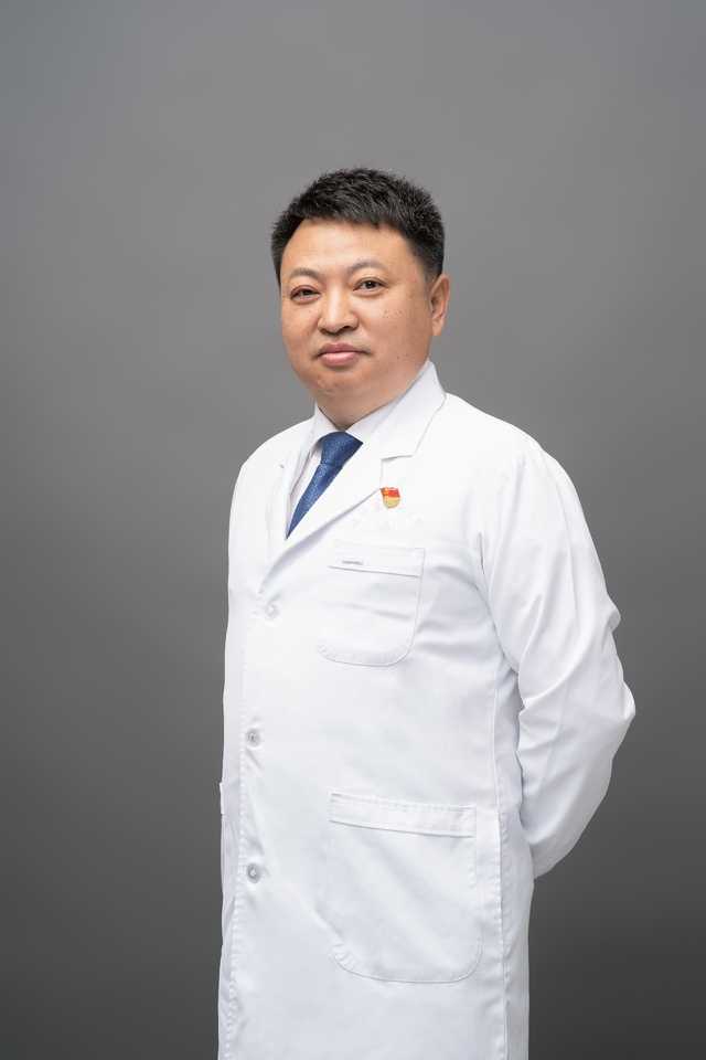  柳青峰头像