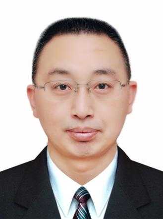 万登福头像