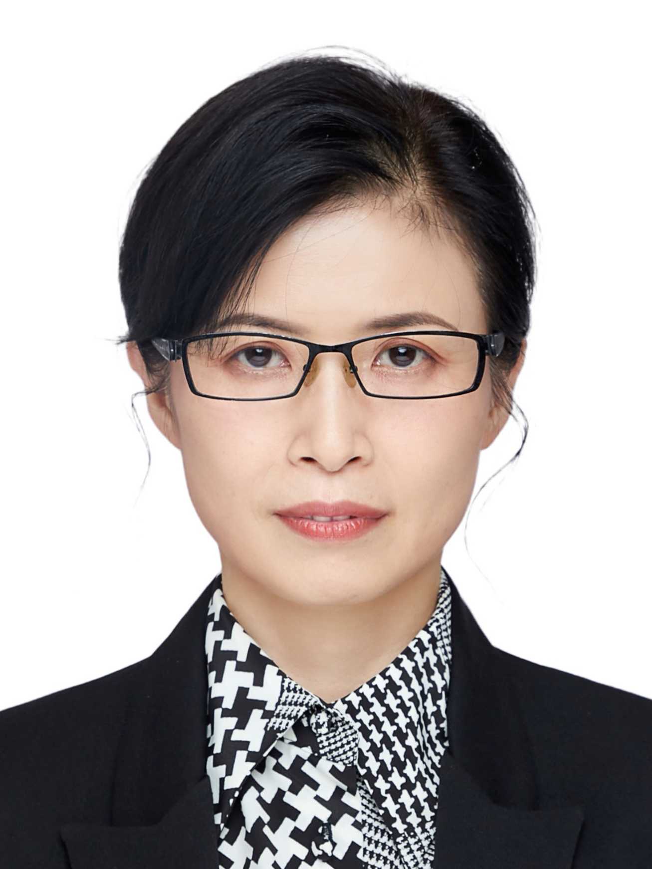 官莉莉头像